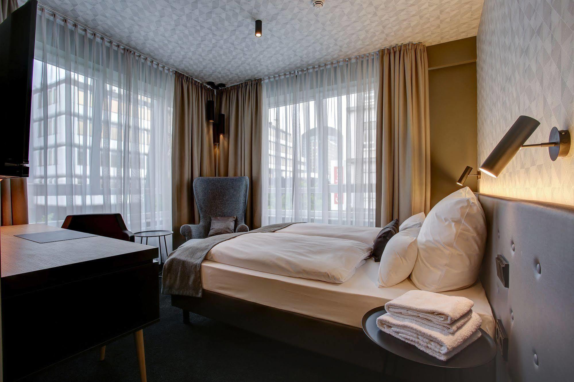 Hotel Vienna House Easy By Wyndham 3*